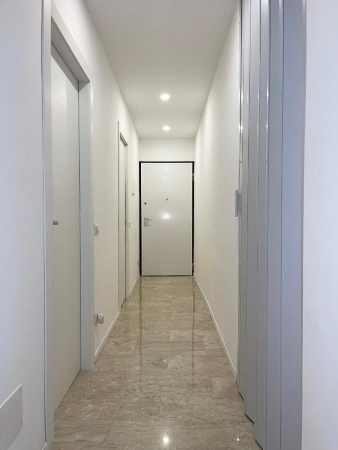 The White House, Modern Apartment In Center Μιλάνο Εξωτερικό φωτογραφία