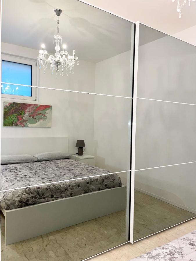 The White House, Modern Apartment In Center Μιλάνο Εξωτερικό φωτογραφία